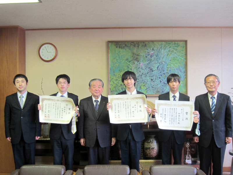 渡辺市長と記念写真